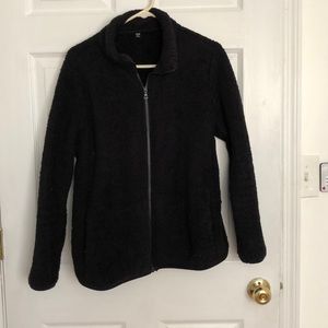 UNIQLO black shag sweater sz XL